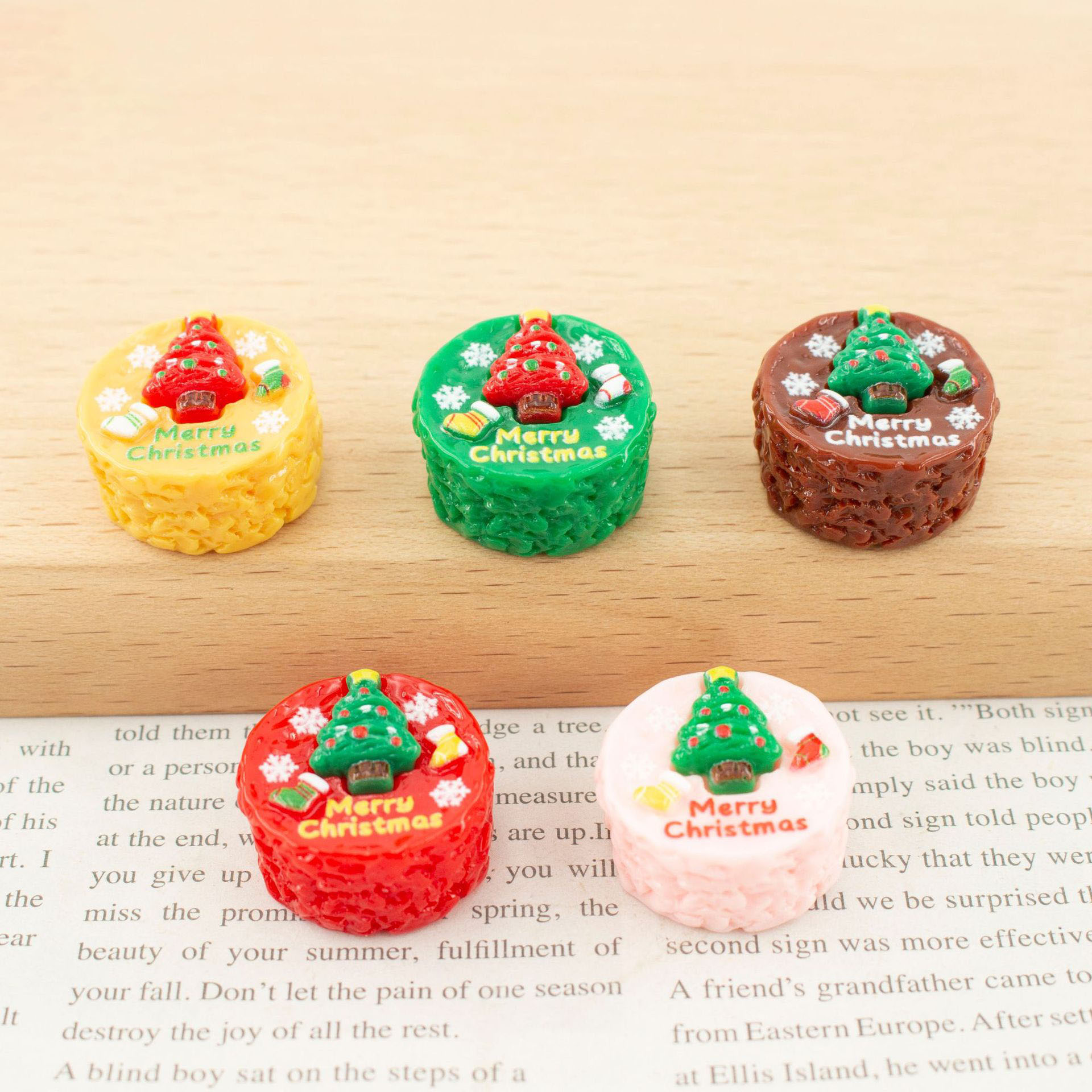 10pcs Resin imitation Christma - Jewelry Making Table ulasan dan harga